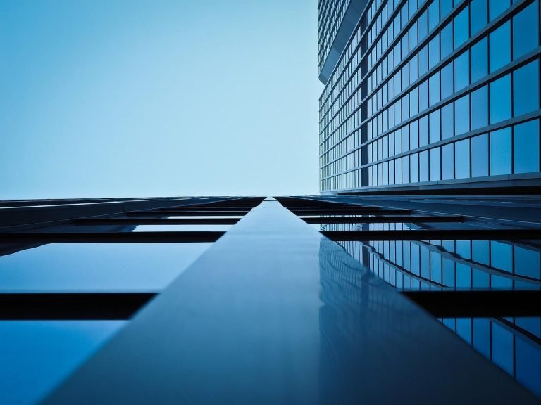 glazen gebouw in Amersfoort