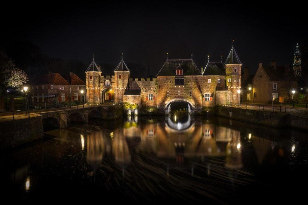 kasteel bij nacht in Amersfoort