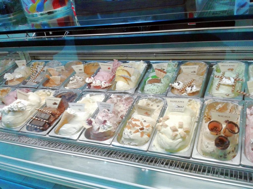 IJskast met keuze uit vele smaken ijs in Amersfoort